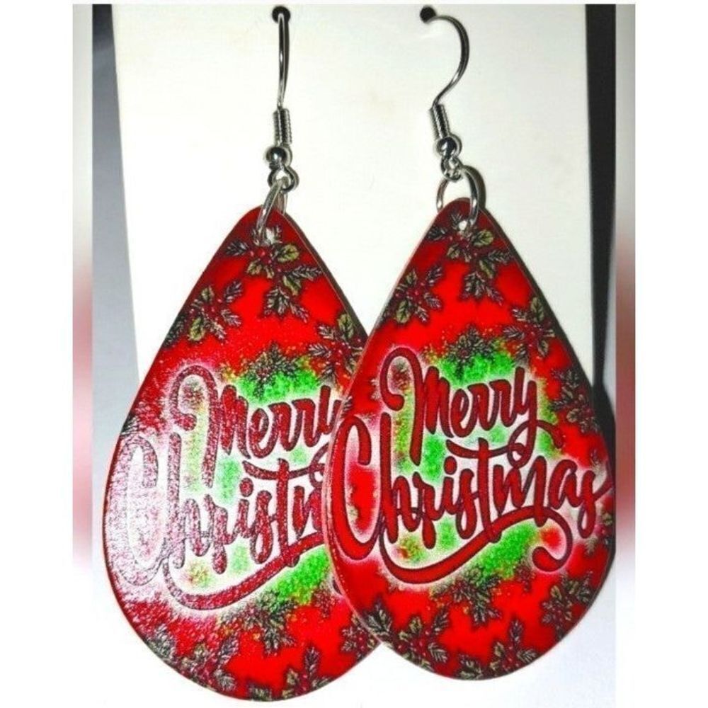 Super cute festive holiday earrings